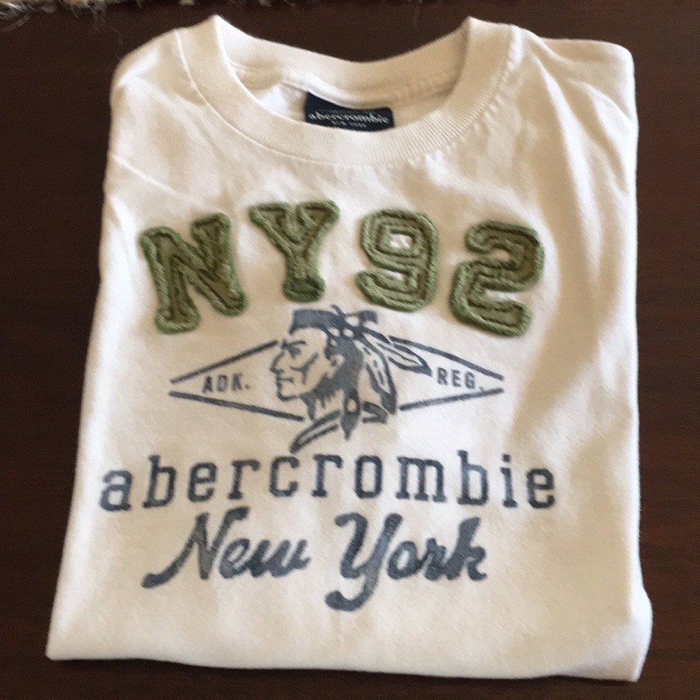 Abercrombie kids short sleeve tee